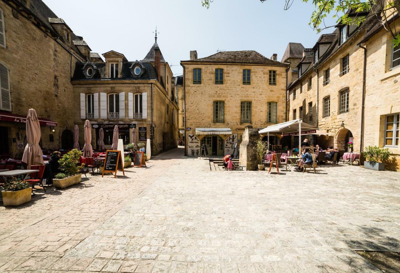 Le Grand Duplex De Rafael Apartment Sarlat-la-Caneda Exterior photo